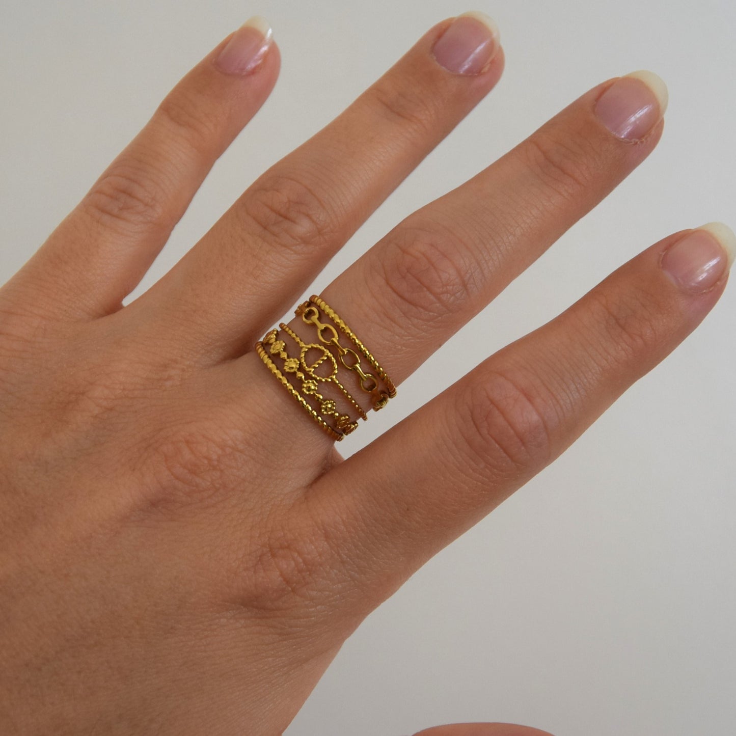 Bague dentelle