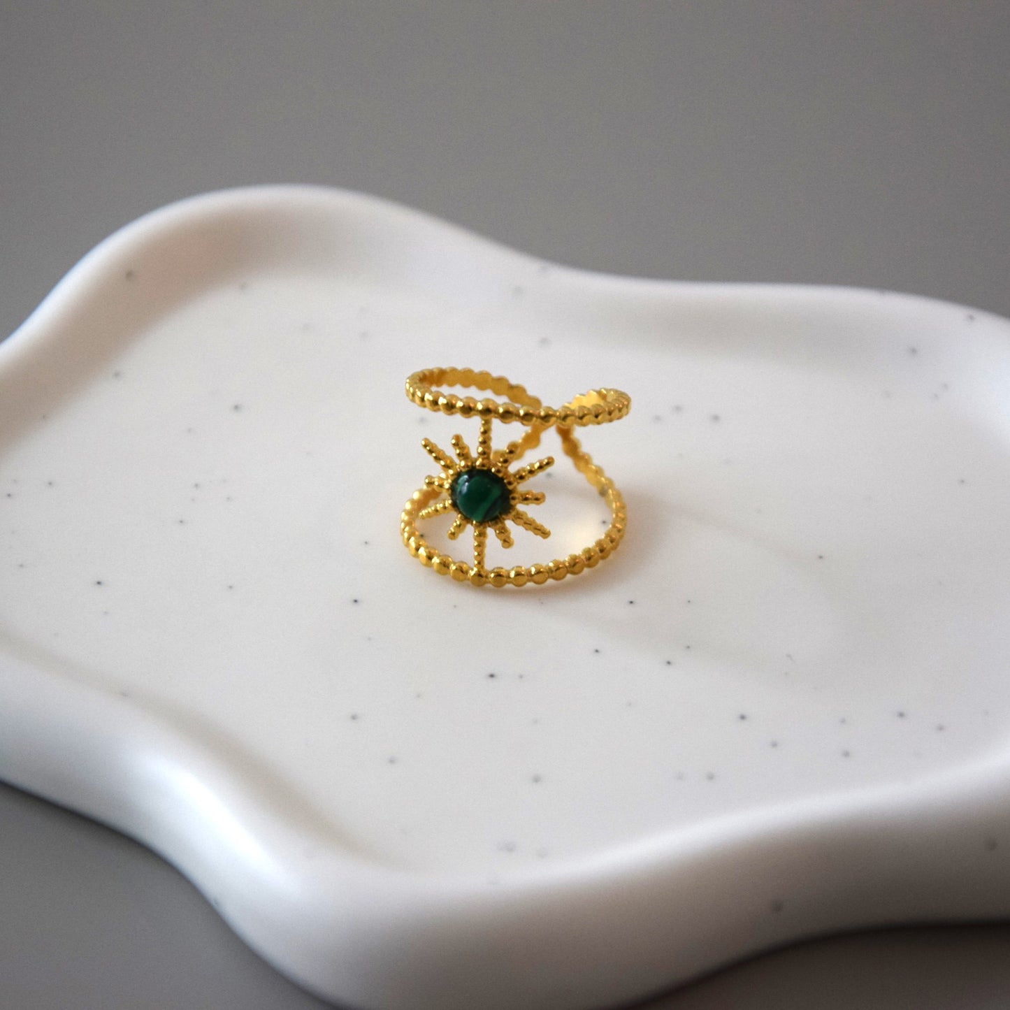 Bague étoile verte
