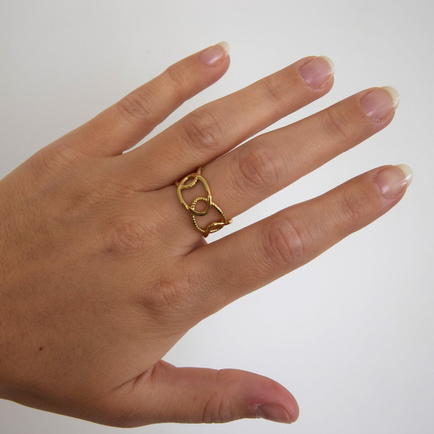 Bague tressée ovale