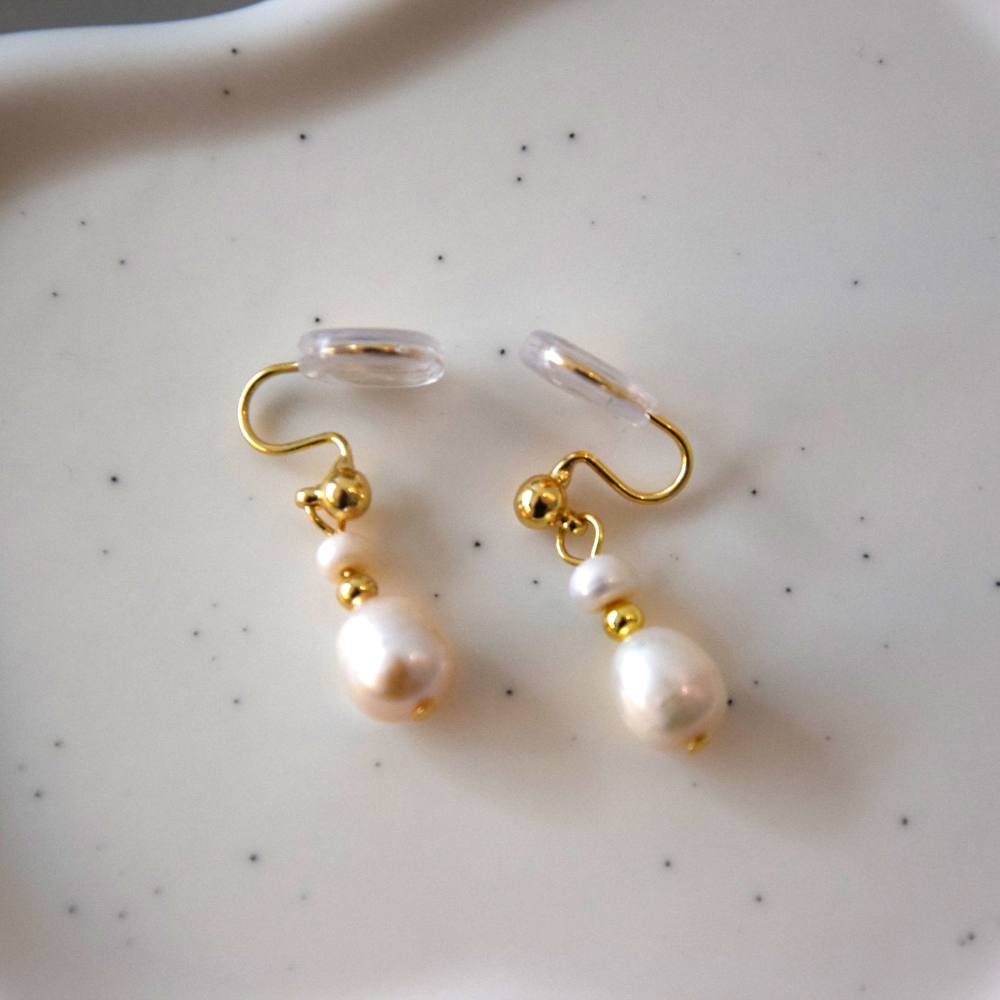 Boucle d'oreille clip perles