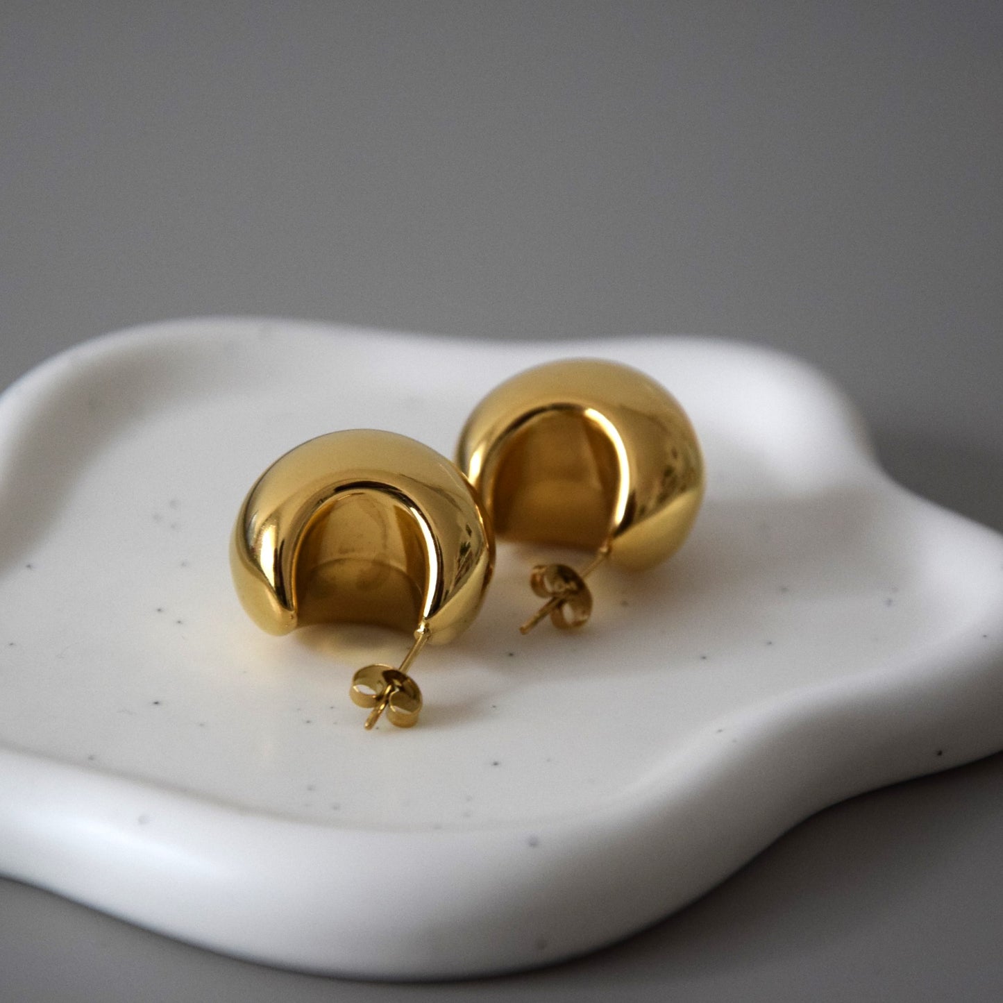 Boucle d'oreille ronde
