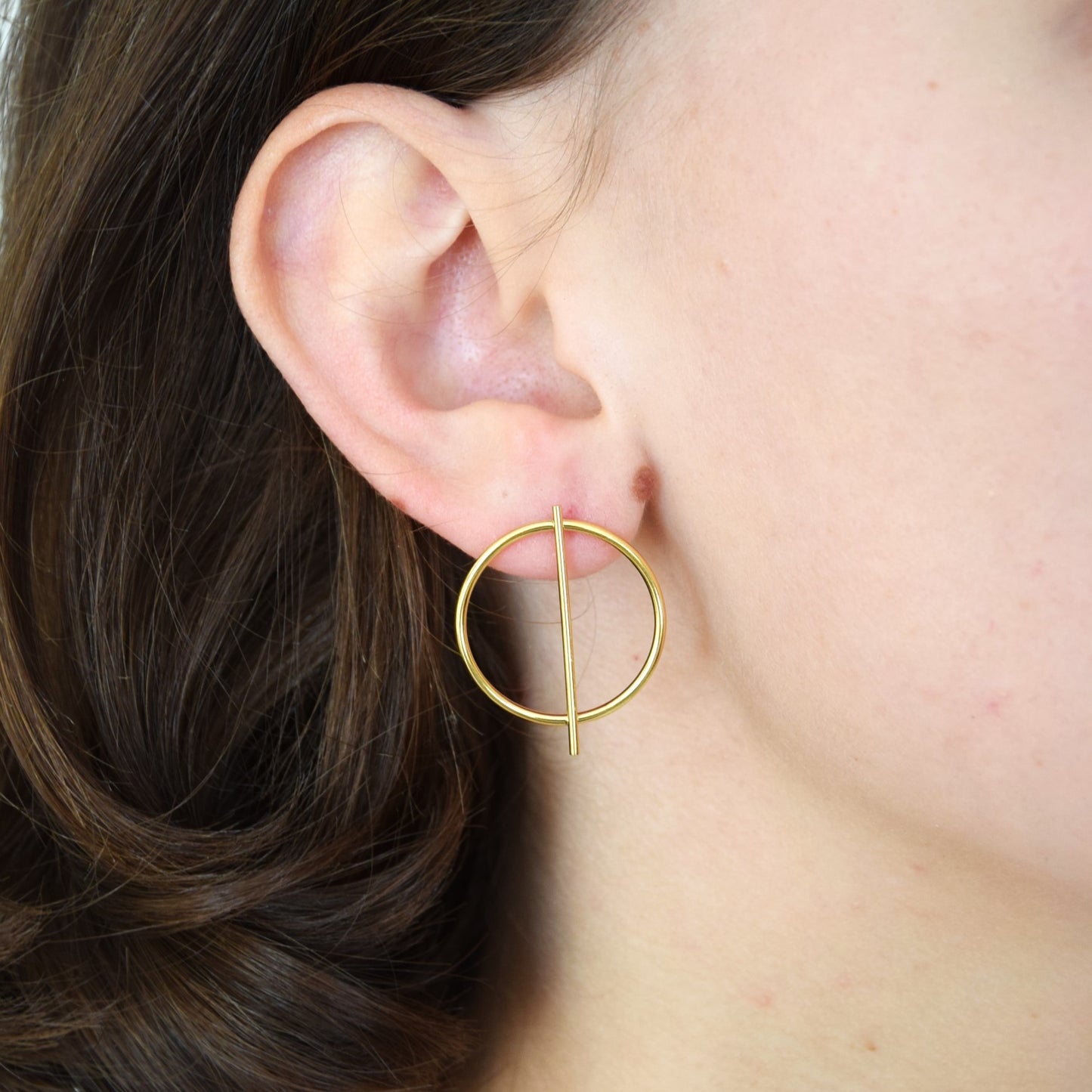 Boucle d'oreille design ronde