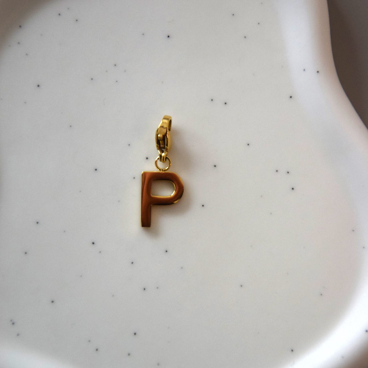 Charm lettre P
