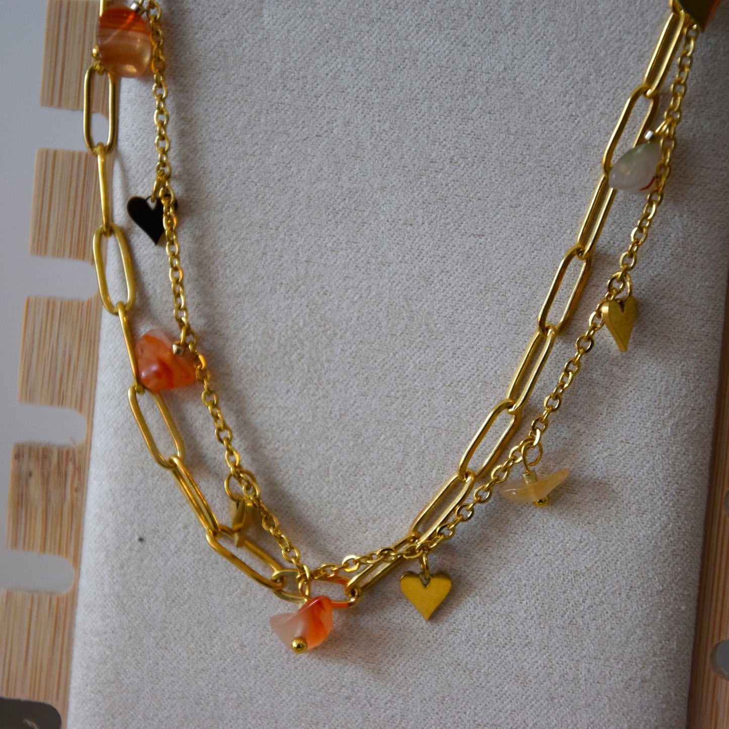 Collier pierres de couleur
