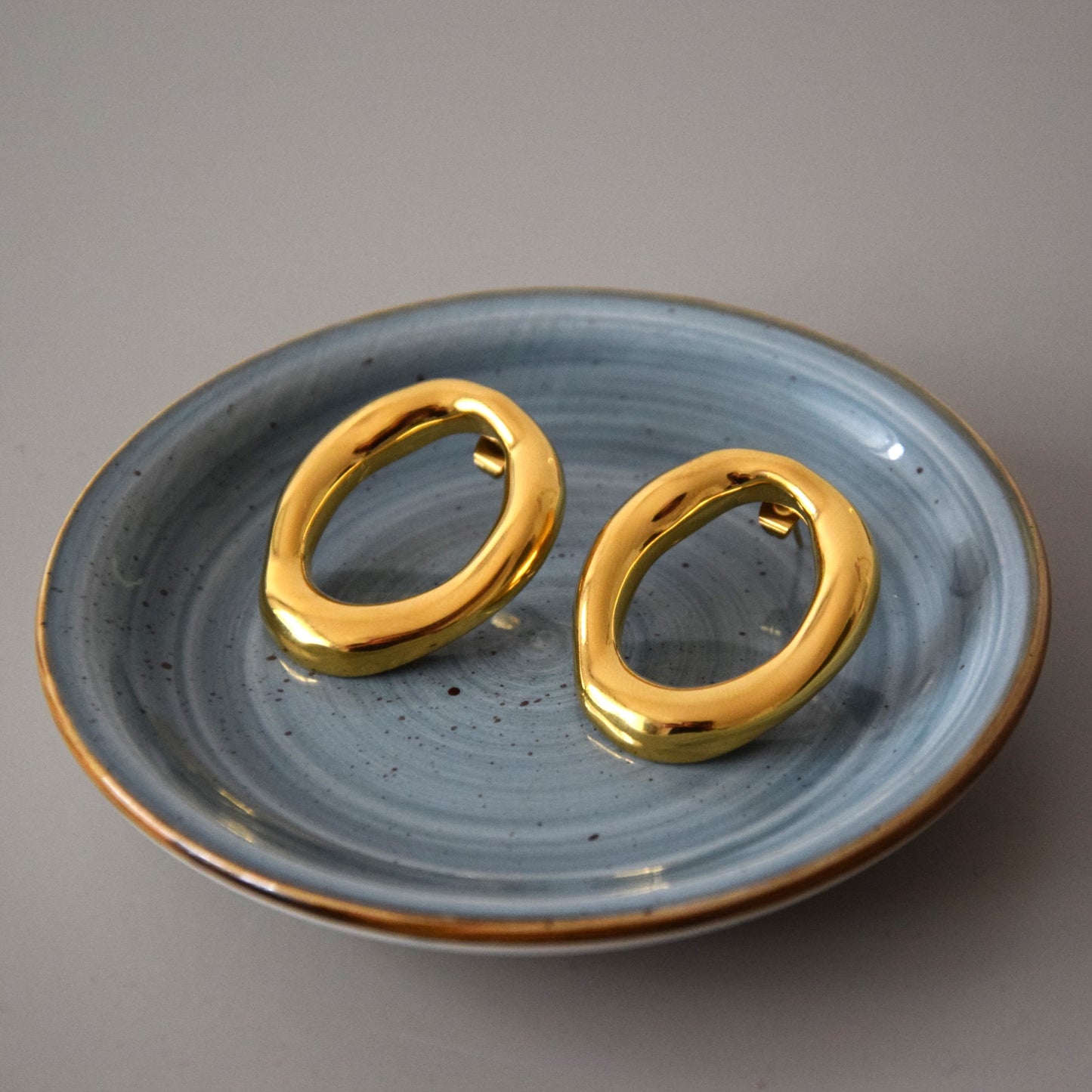 Boucle d'oreille ronde