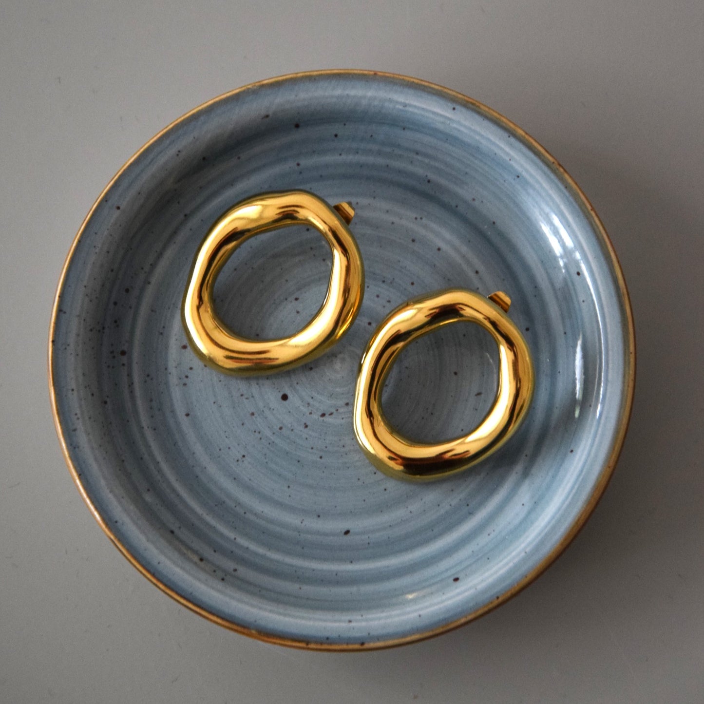 Boucle d'oreille ronde