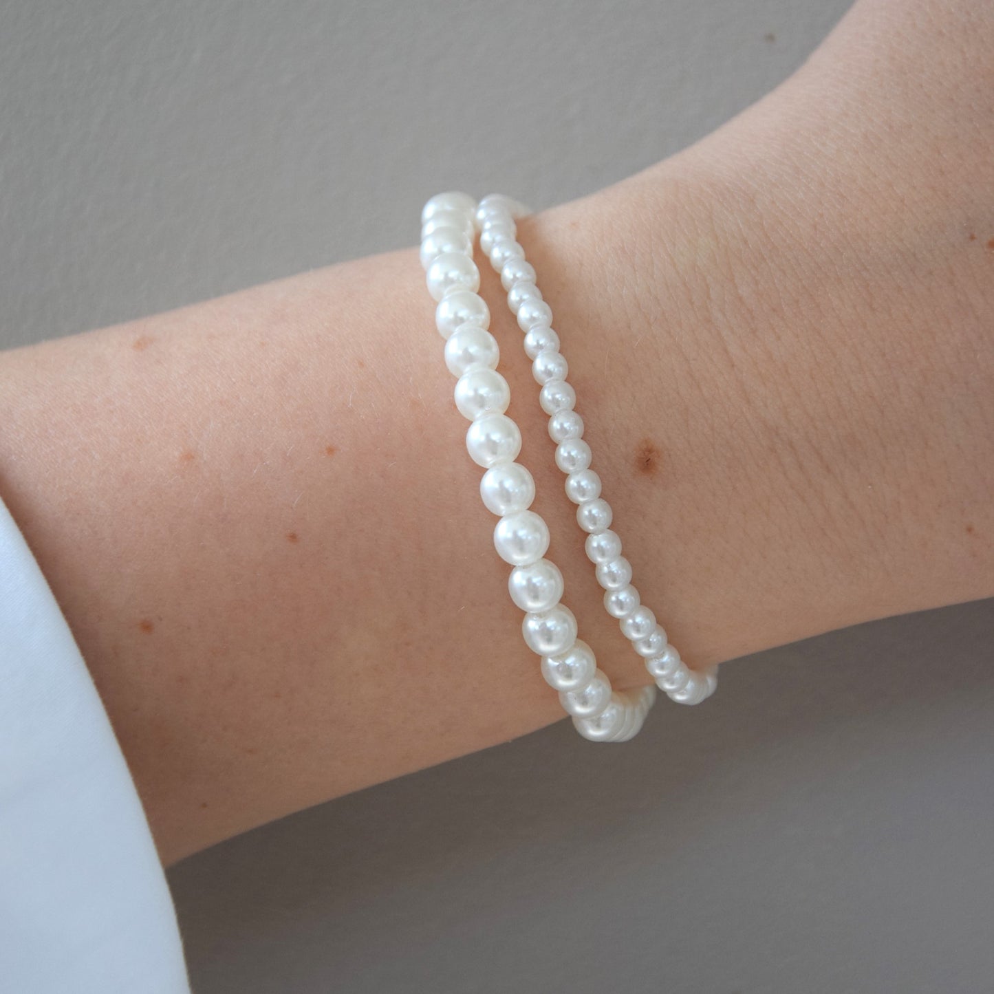 Bracelet perles blanches 4mm
