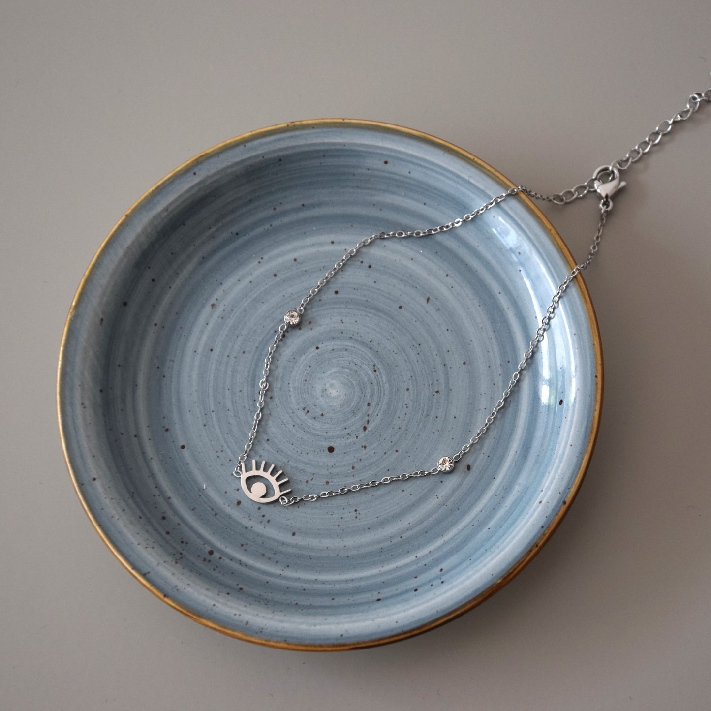 Chaine cheville œil